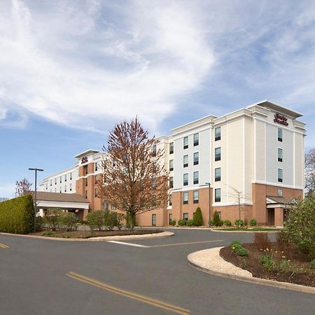Hampton Inn & Suites Yonkers - Westchester Екстериор снимка