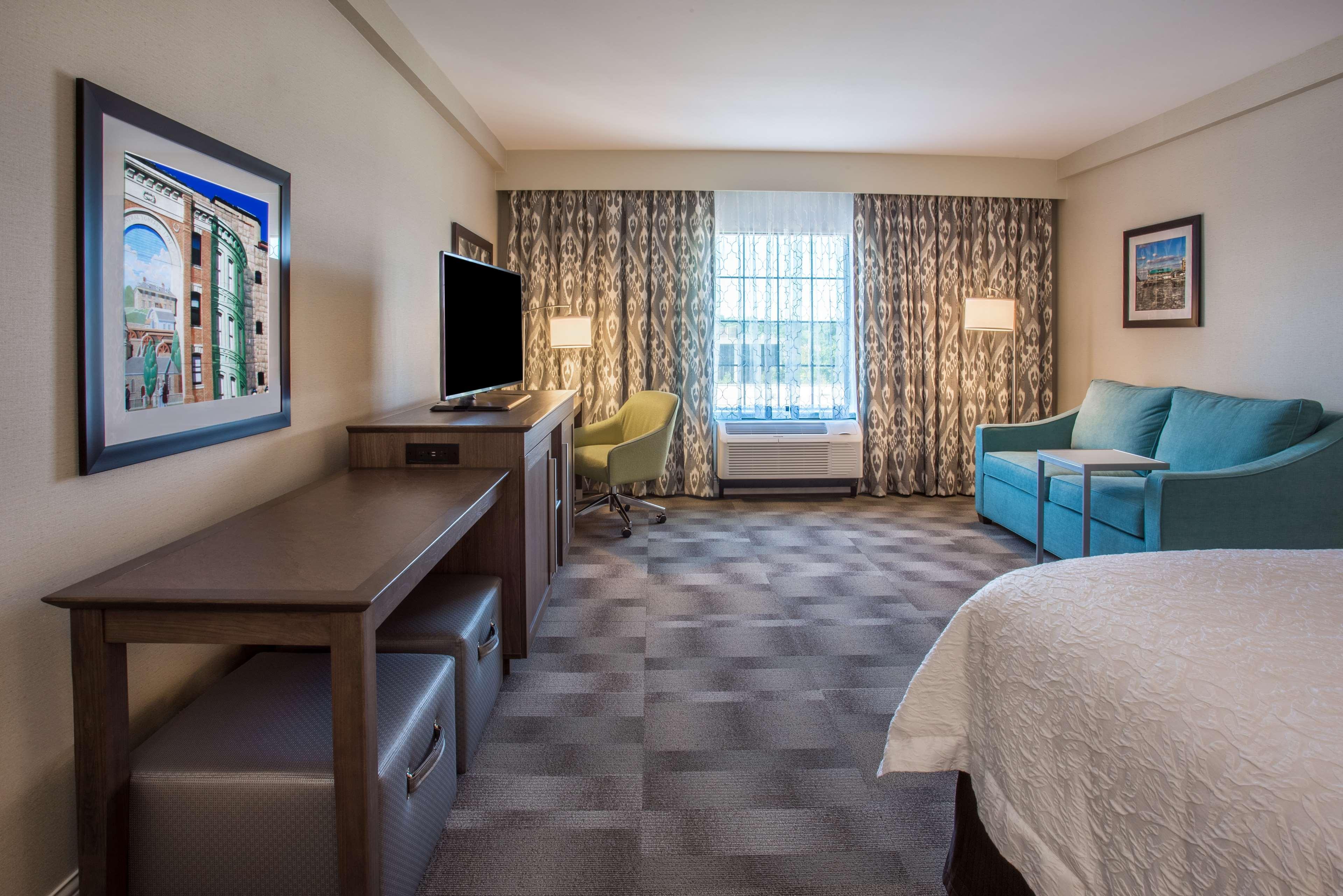 Hampton Inn & Suites Yonkers - Westchester Екстериор снимка