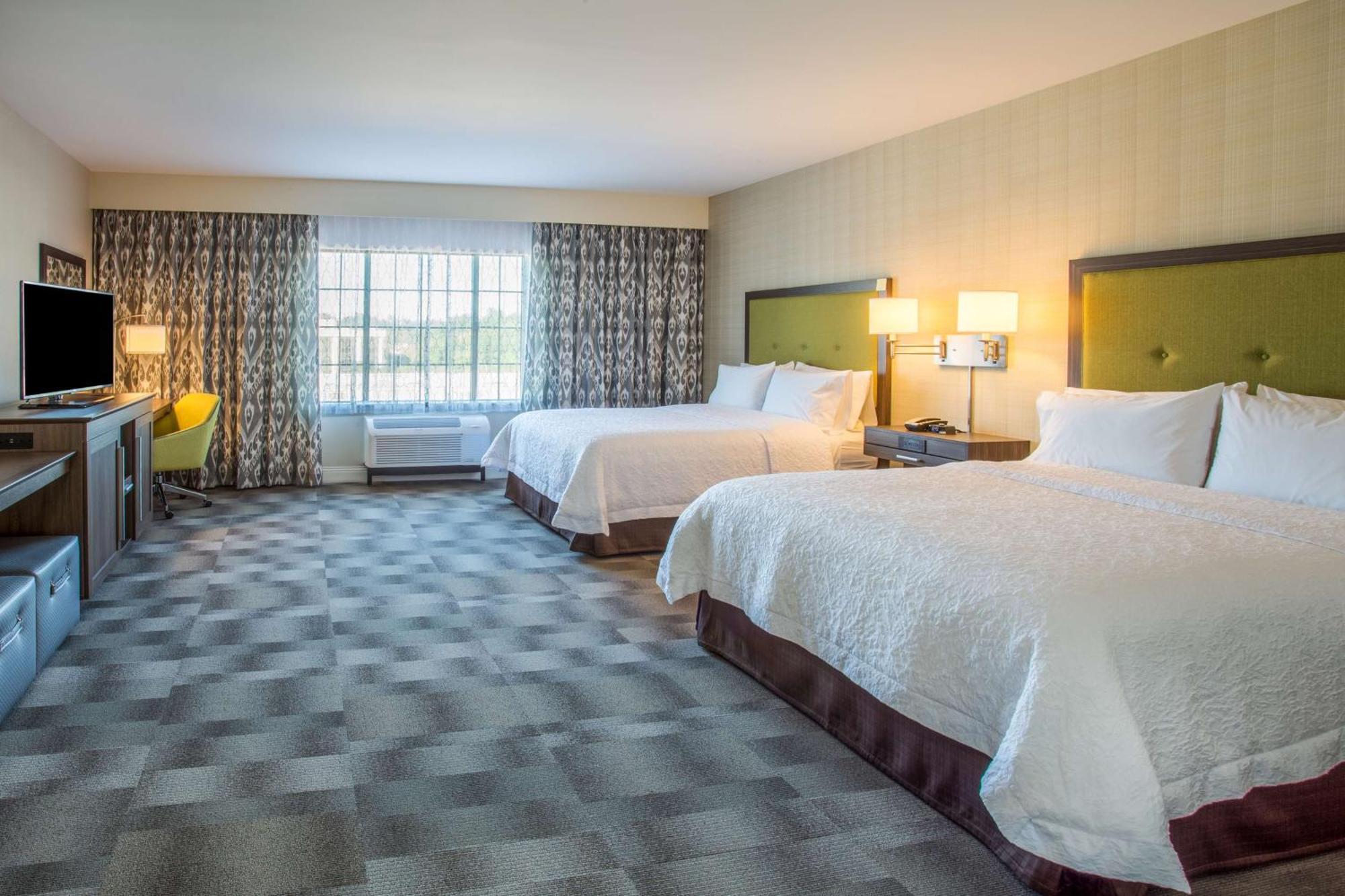 Hampton Inn & Suites Yonkers - Westchester Екстериор снимка