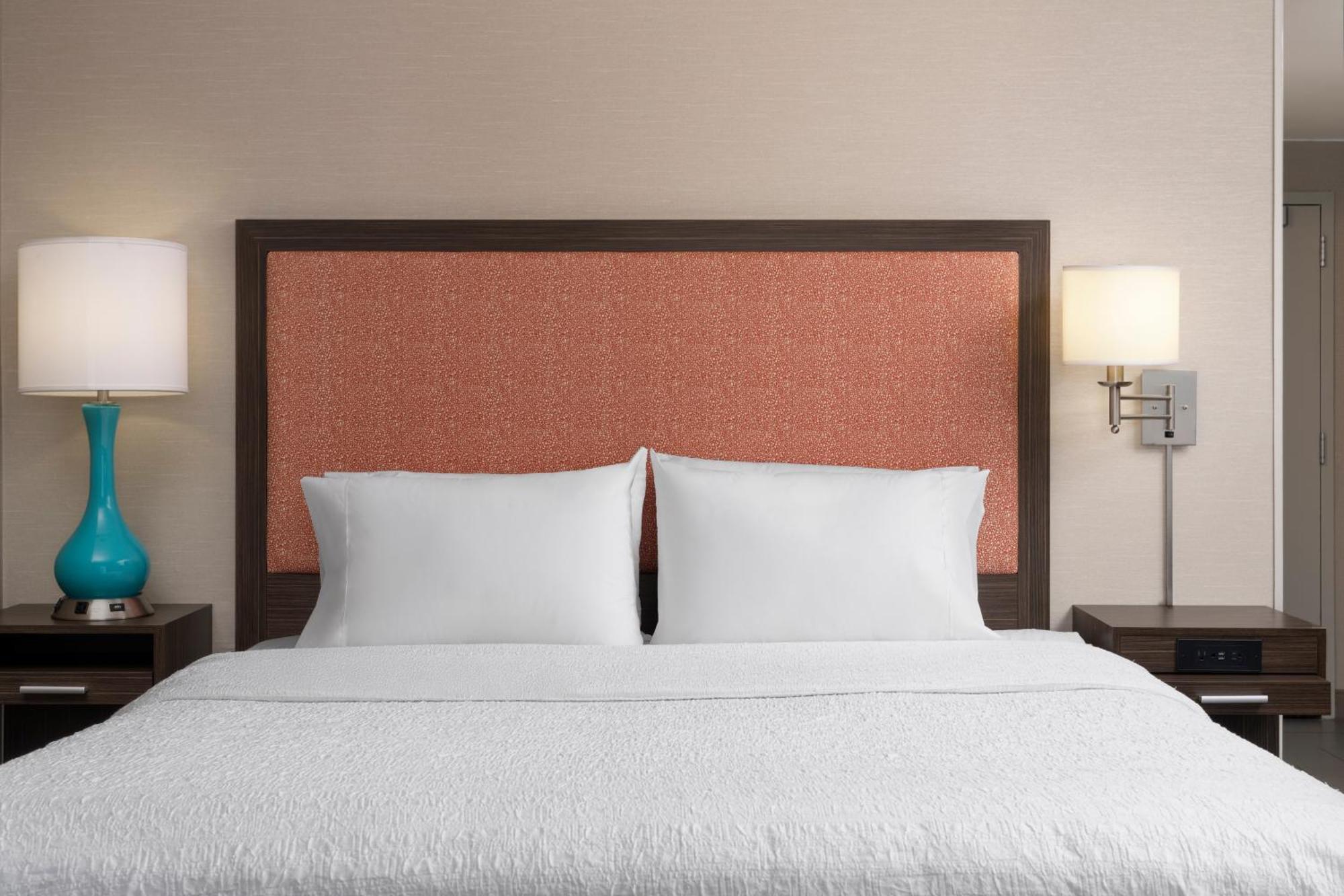 Hampton Inn & Suites Yonkers - Westchester Екстериор снимка